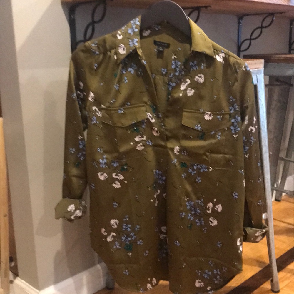 Ann Taylor polyester blouse
